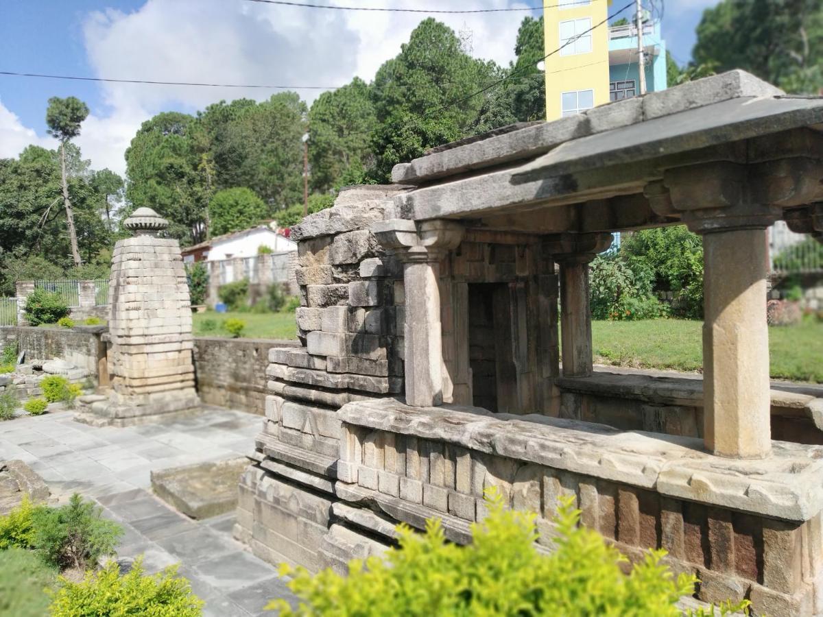 Dwarahat Village Farmstay- Babaji'S Cave Exterior photo